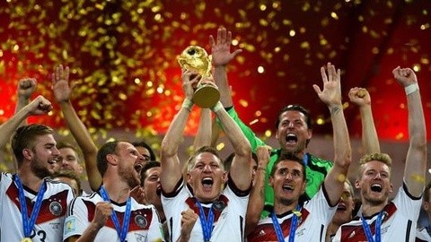 儘管此前執 儘管此前執