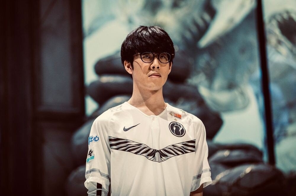 在激烈的东 在激烈的东