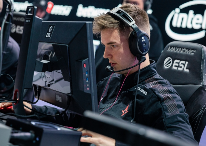 容易追求 容易追求